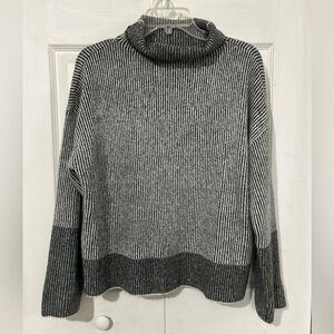 Cozy Striped Turtleneck Sweater size L